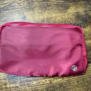 Lululemon 2L Belt Bag